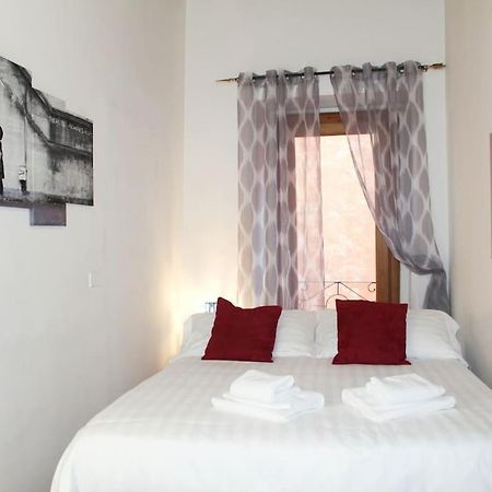 Blue Navona Two Bedroom Apartment - Topcollection โรม ภายนอก รูปภาพ